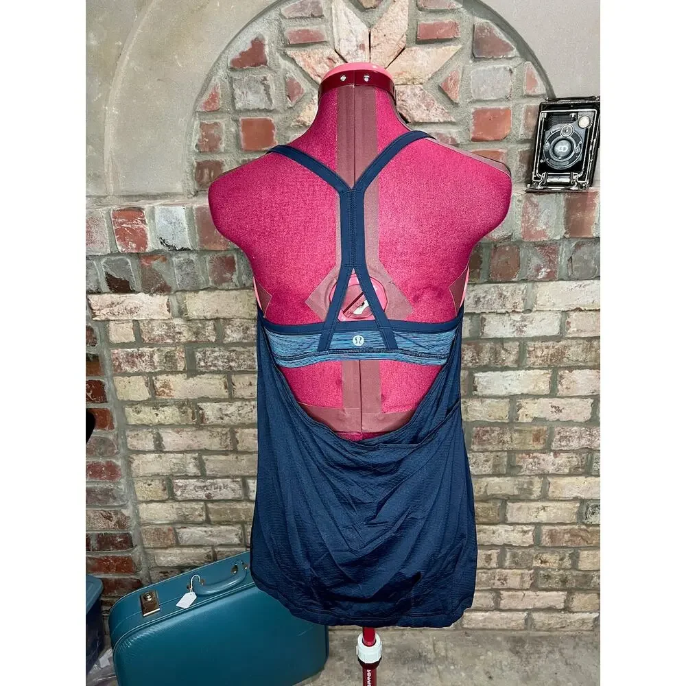 Lululemon CYB tank inkwell blue navy - Picture 3 of 9